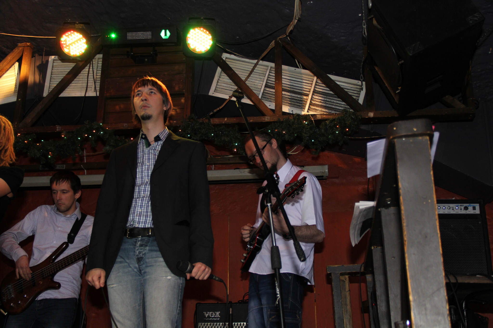 Строки на стенах