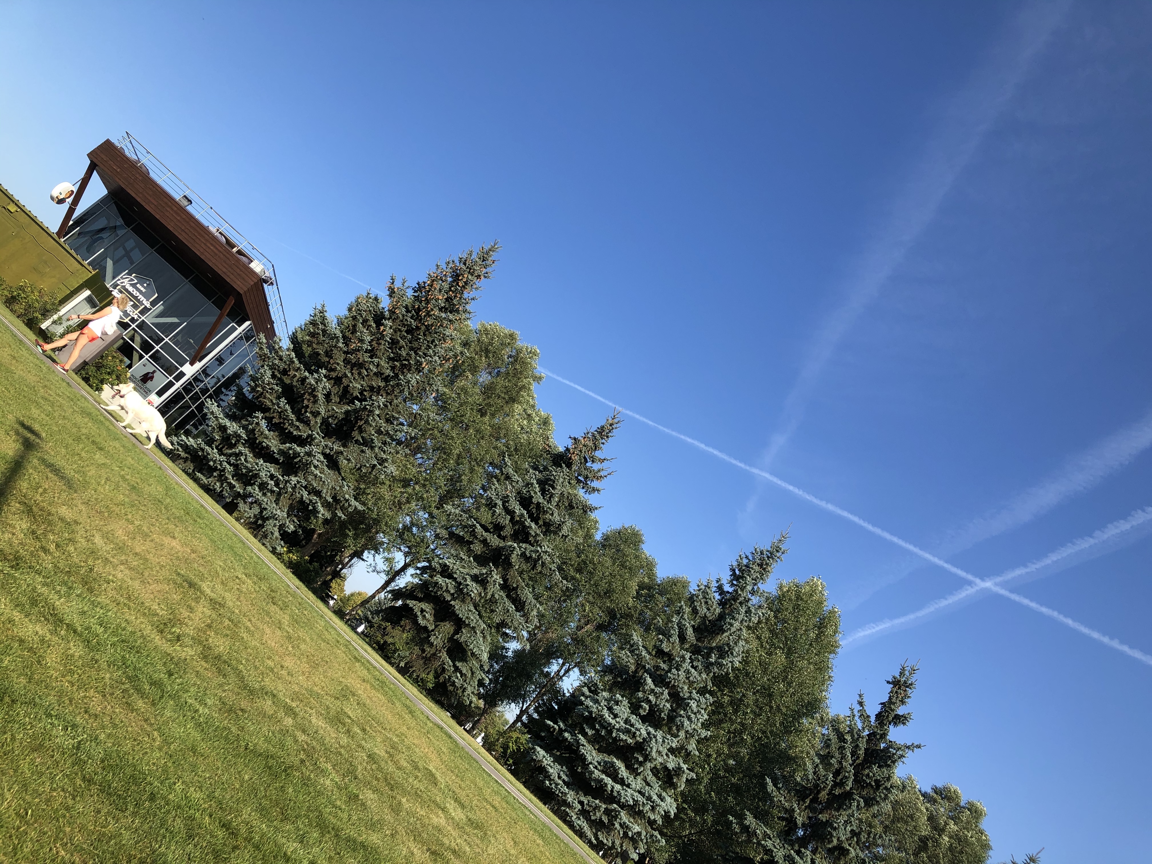 41807E95 7C46 4563 9437 7E07E07FB44C